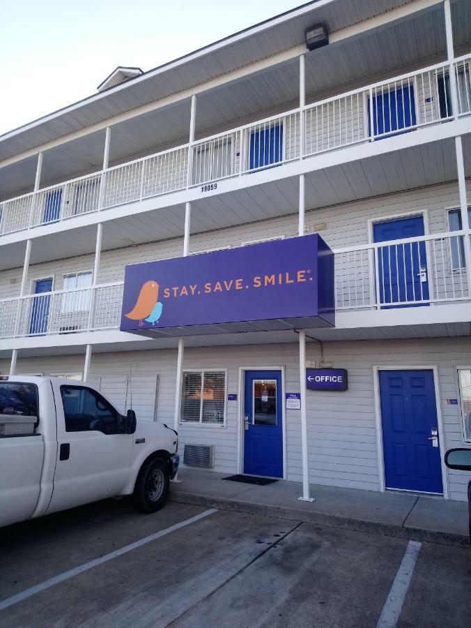 Intown Suites Extended Stay Dallas Tx - Medical Center Экстерьер фото